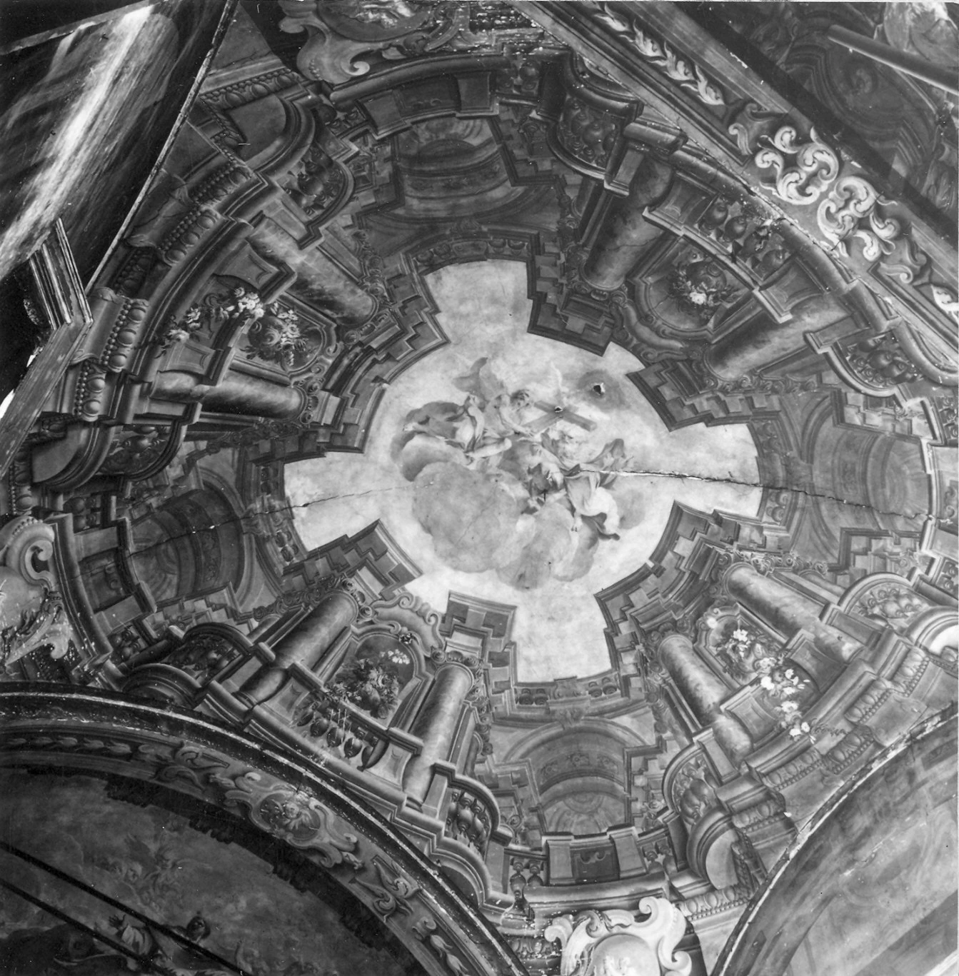 Quadratura architettonica - esaltazione della vera croce, gloria di San Domenico, Piacenza